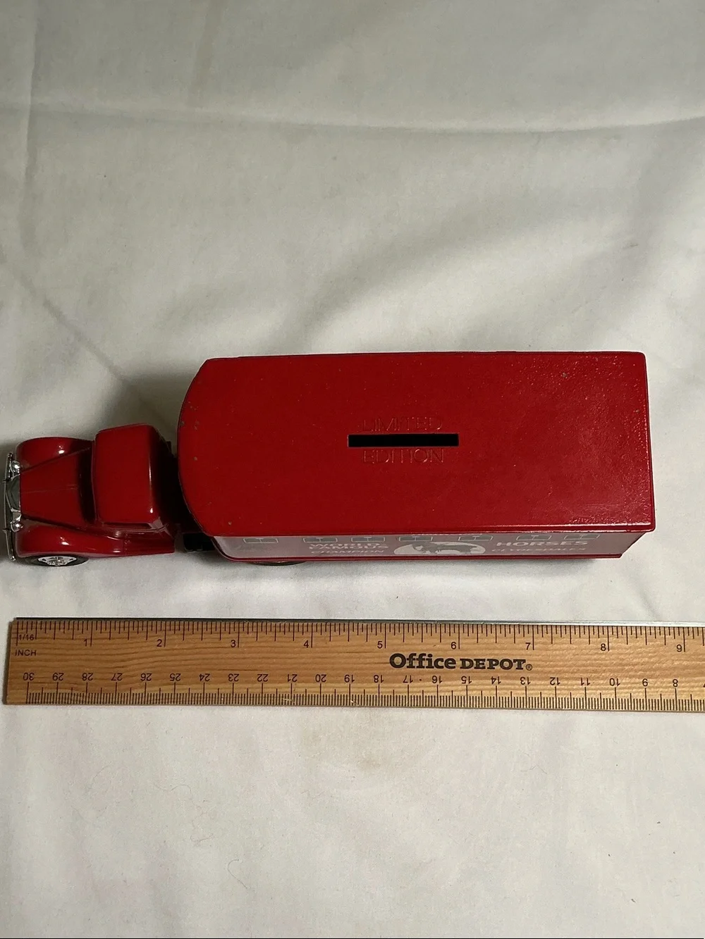 Vintage Ertl Budweiser Red Clydesdales Horse Trailer Toy Truck Coin Bank limited